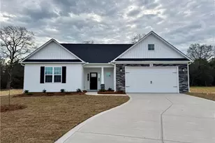 335 Crowville St, Raeford, NC 28376 - Photo 3