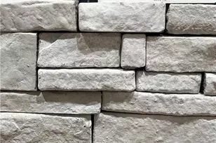 335 Crowville St, Raeford, NC 28376 - Photo 5