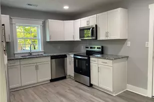 5633 Duncan St, Hope Mills, NC 28348 - Photo 5