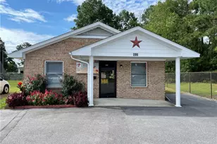 512 Harris Ave, Raeford, NC 28376 - Photo 1