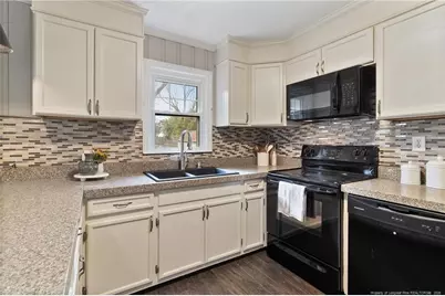 1104 Odom Drive, Fayetteville, NC 28304 - Photo 11