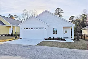 1814 Fordham Dr, Fayetteville, NC 28304 - Photo 1