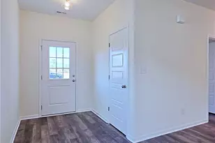 1814 Fordham Dr, Fayetteville, NC 28304 - Photo 3