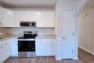 408 Lynhurst Dr, Fayetteville, NC 28314 - Photo 9