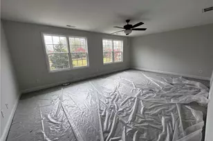 7198 Manassas St, Fayetteville, NC 28304 - Photo 9