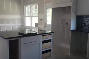 2441 Live Oak Dr, Fayetteville, NC 28306 - Photo 11