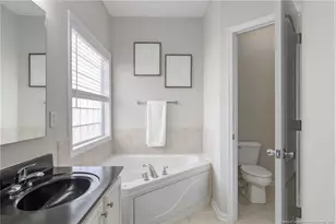 5408 Frostwood Pl, Fayetteville, NC 28304 - Photo 15