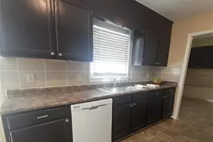 7281 Pebblebrook Dr, Fayetteville, NC 28314 - Photo 5