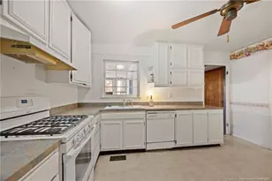 744 Buena Vista Dr, Fayetteville, NC 28311 - Photo 11