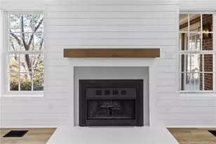 3638 Golfview Rd, Hope Mills, NC 28348 - Photo 9