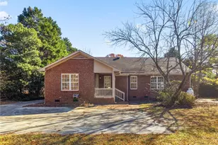 3638 Golfview Rd, Hope Mills, NC 28348 - Photo 33