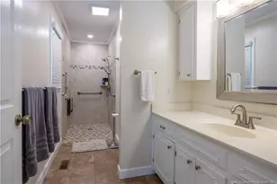 202 Forest Dr, Clinton, NC 28328 - Photo 27