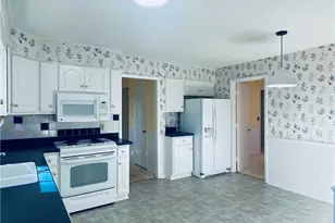 5729 Dobson Dr, Fayetteville, NC 28311 - Photo 17