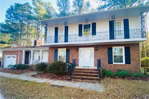 5729 Dobson Dr, Fayetteville, NC 28311 - Photo 5