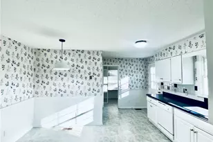 5729 Dobson Dr, Fayetteville, NC 28311 - Photo 13