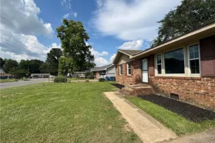 107 Mars Dr, Dunn, NC 28334 - Photo 9