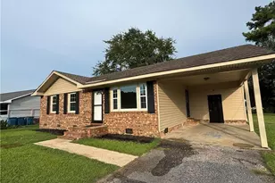 107 Mars Dr, Dunn, NC 28334 - Photo 3