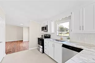 292 Grenada Rd, Fayetteville, NC 28306 - Photo 3