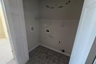 413 Turret Ct, Hope Mills, NC 28348 - Photo 19