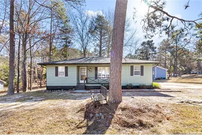 860 S Carlisle Street, Southern Pines, NC 28387 - Photo 3