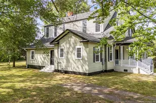 301 Central St, Maxton, NC 28364 - Photo 5