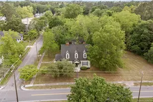 301 Central St, Maxton, NC 28364 - Photo 3