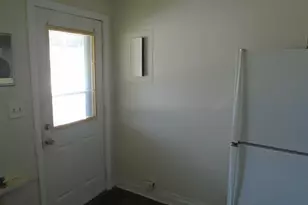 100 Spring Ave, Spring Lake, NC 28390 - Photo 5