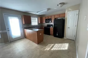 1932 Lioncoward Dr, Fayetteville, NC 28314 - Photo 5