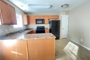 1932 Lioncoward Dr, Fayetteville, NC 28314 - Photo 9