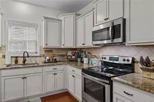 182 Valley Stream Rd, Spring Lake, NC 28390 - Photo 7