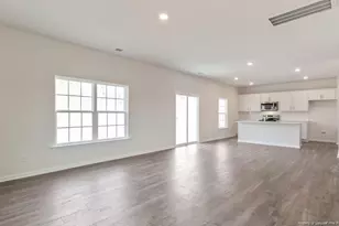 1040 Misty Creek Dr, Aberdeen, NC 28315 - Photo 11