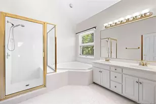 275 Courtyard Ln, Fayetteville, NC 28303 - Photo 21