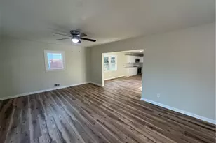 411 Lafayette St, Clinton, NC 28328 - Photo 17