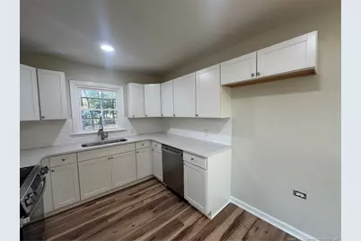 411 Lafayette Street, Clinton, NC 28328 - Photo 11