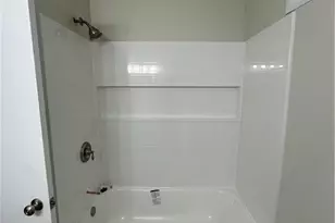 411 Lafayette St, Clinton, NC 28328 - Photo 3