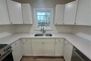 411 Lafayette St, Clinton, NC 28328 - Photo 13