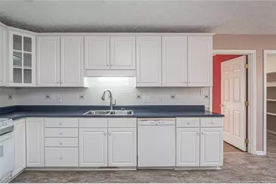 2927 Rosecroft Drive, Fayetteville, NC 28304 - Photo 11