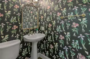 1800 Pugh St, Fayetteville, NC 28305 - Photo 25