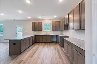 176 Seaford Ln Lot 5, Aberdeen, NC 28315 - Photo 7