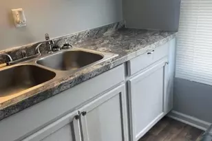 17061 Duncan Ave, Laurel Hill, NC 28351 - Photo 15