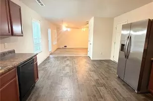 70 Hallow Oak St, Spring Lake, NC 28390 - Photo 5