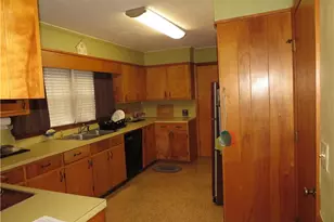 10097 Nc Hwy 41 S, Fairmont, NC 28340 - Photo 5