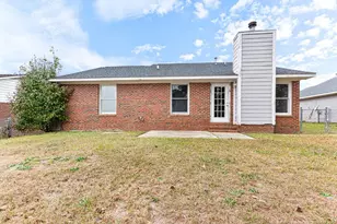 1635 Winnabow Dr, Fayetteville, NC 28304 - Photo 9