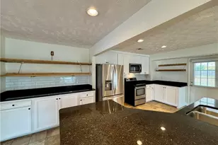 1264 Bromley Dr, Fayetteville, NC 28303 - Photo 7