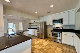 1264 Bromley Dr, Fayetteville, NC 28303 - Photo 9