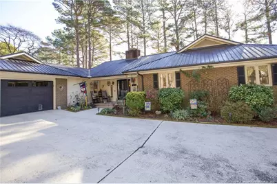 104 Oxford Court, West End, NC 27376 - Photo 3