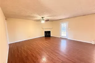 203 Cypress Dr, Raeford, NC 28376 - Photo 3