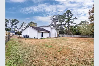 6594 Honeysuckle Drive, Fayetteville, NC 28304 - Photo 27