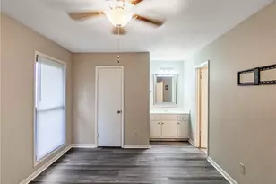 6594 Honeysuckle Dr, Fayetteville, NC 28304 - Photo 15