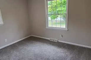 5326 Hampton Rd, Fayetteville, NC 28311 - Photo 9